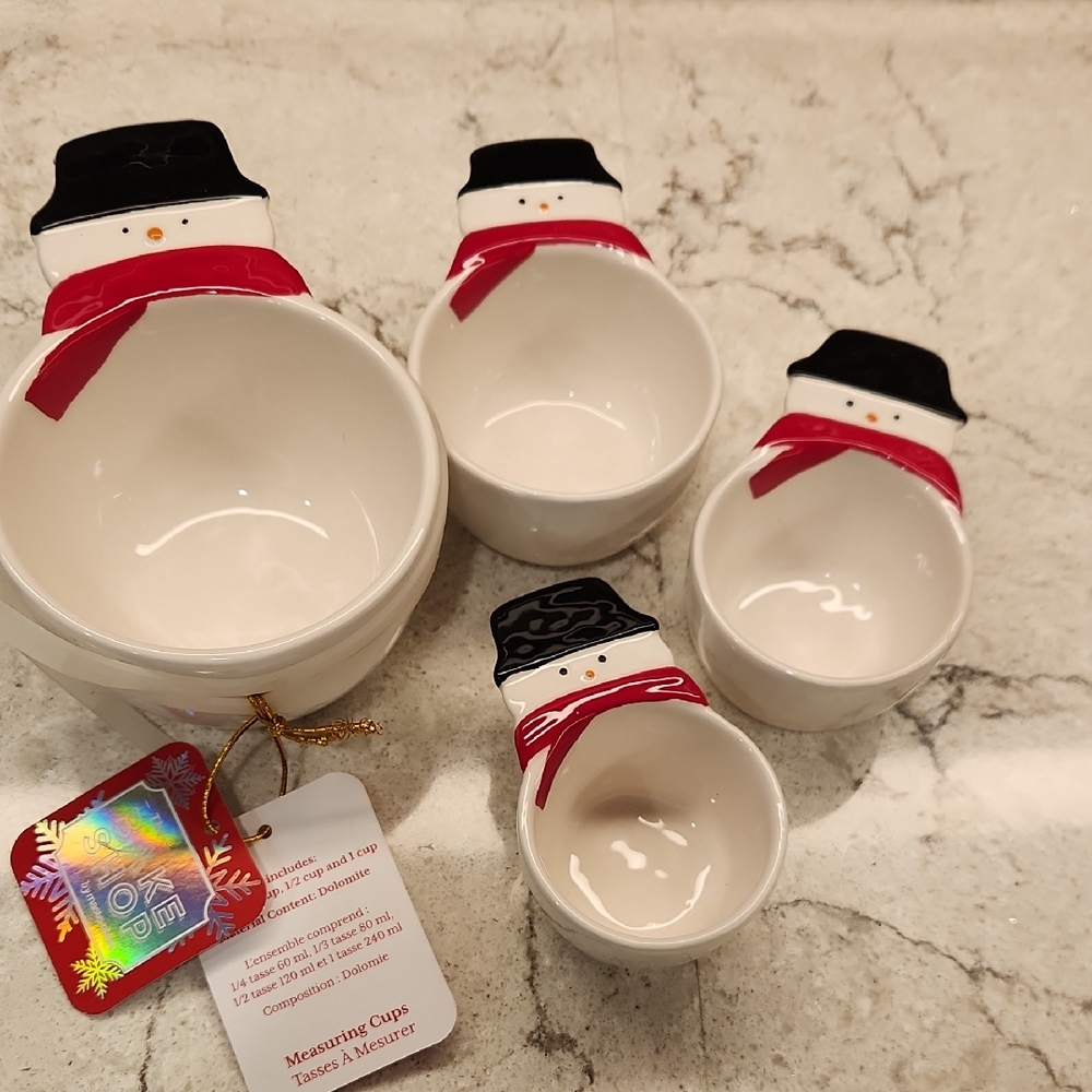The Bake Shop Snowman Measuring Cups Set New